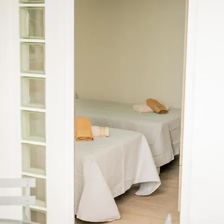 Elcano Living 6 * 그라오 데 카스테욘